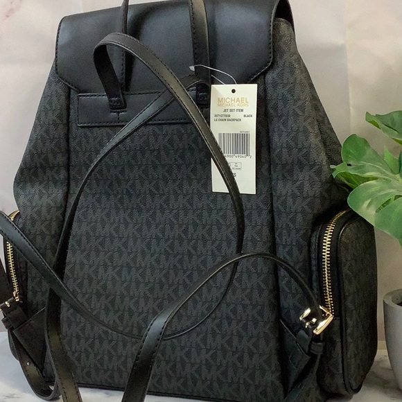NWT Michael Kors Large Signature PVC with Chain Shoulder Backpack - Picture 5 of 8